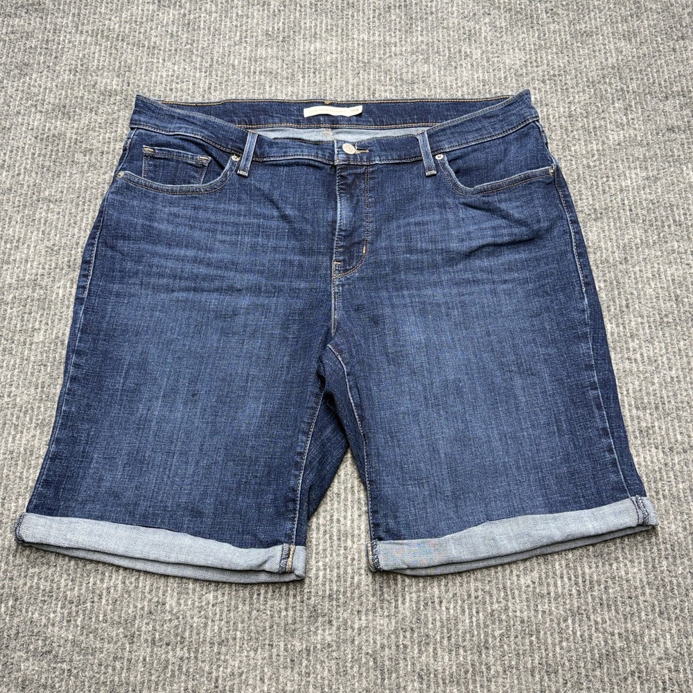 Levi's Classic Bermuda Shorts Womens 18W Blue Stretch Denim Cuffed 5 Pocket